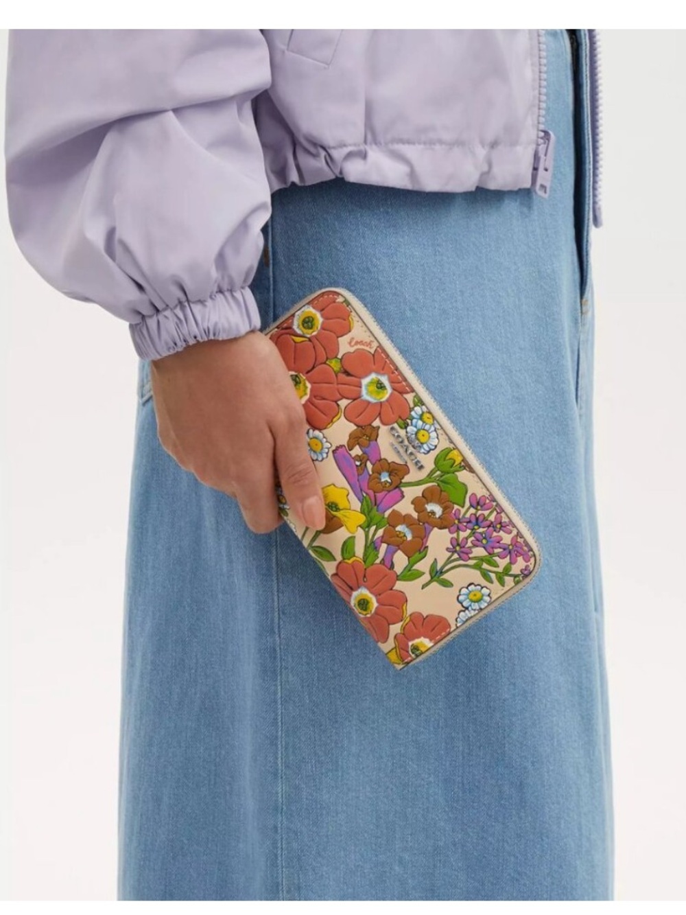 New Coach accordion floral long wallet - Picture 4 of 7